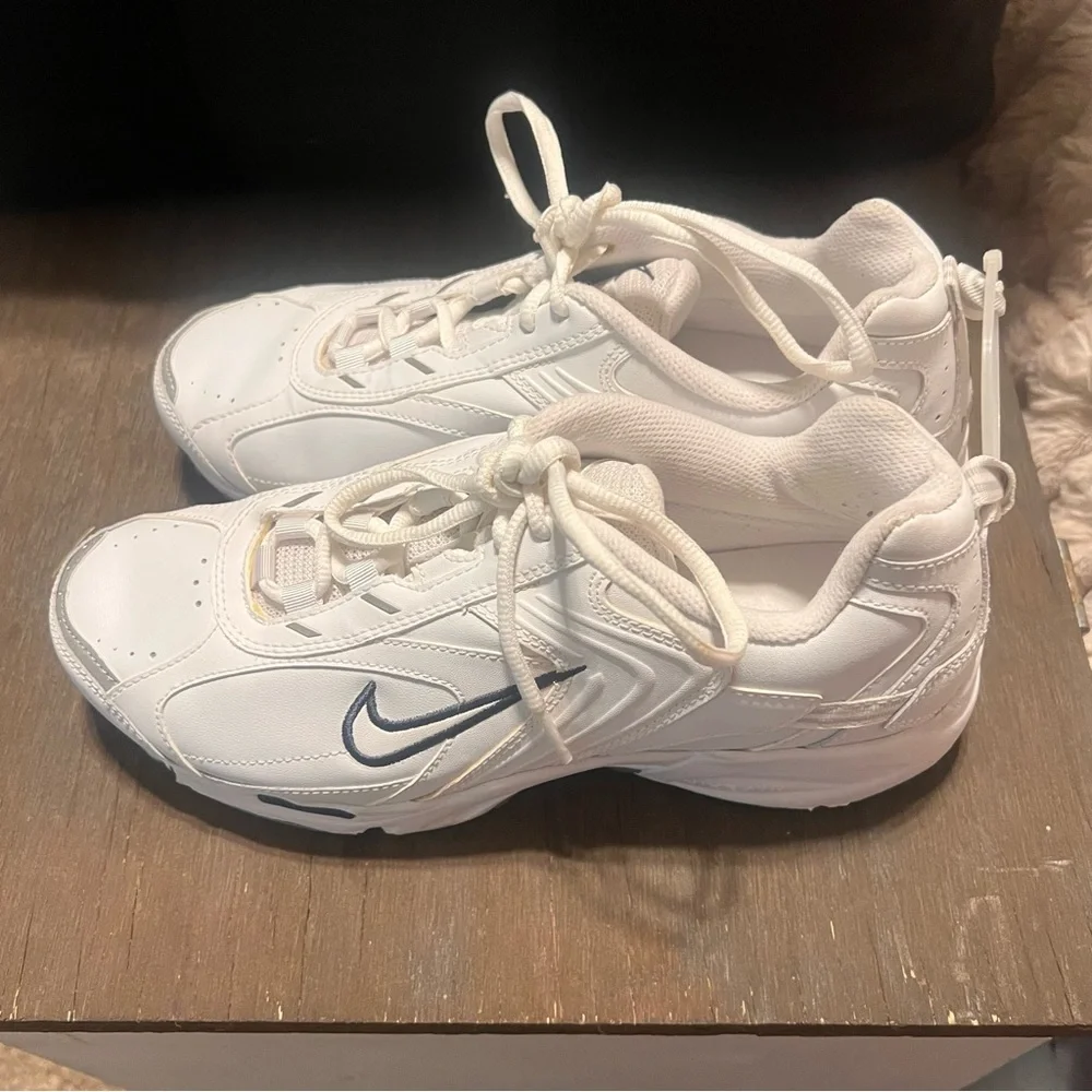Nike Men’s Vintage Rolling Rail Walk